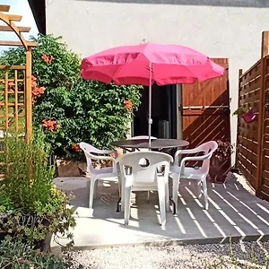 Le Du Nature Et Calme à La Campagne Appartement Villeneuve-de-Marc